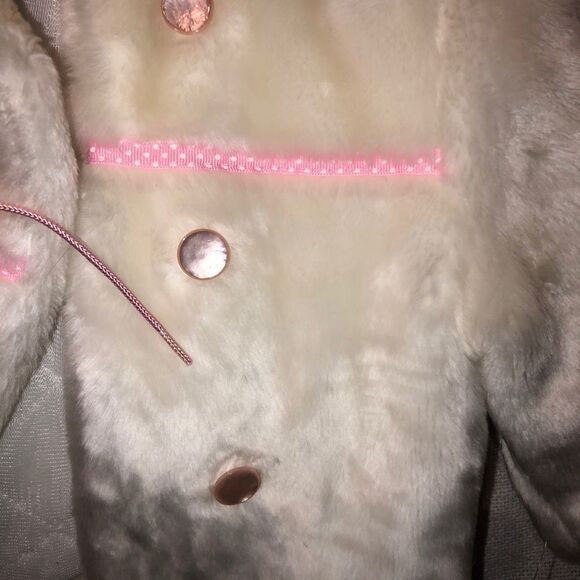 EUC Girls Polar Togs Kids Faux Fur Coat - Picture 5 of 6